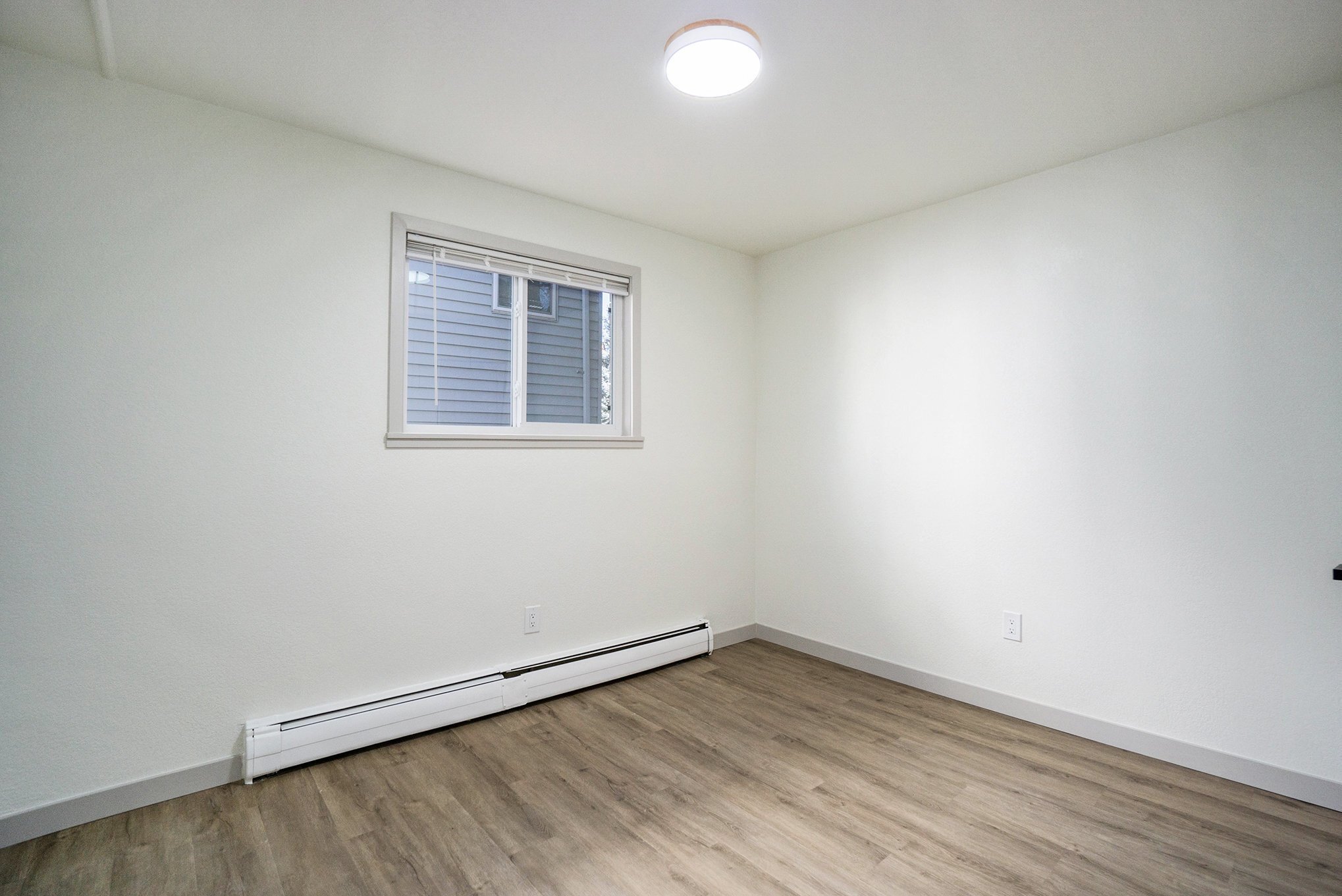 Building Photo - 1108-1110 Ponderosa Dr