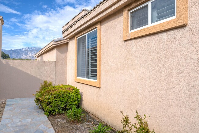 Building Photo - 29581 W Laguna Dr