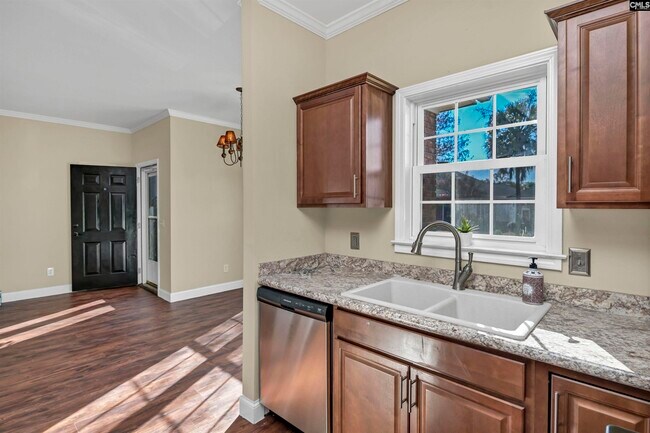 Building Photo - 28 Tall Palmetto Ln