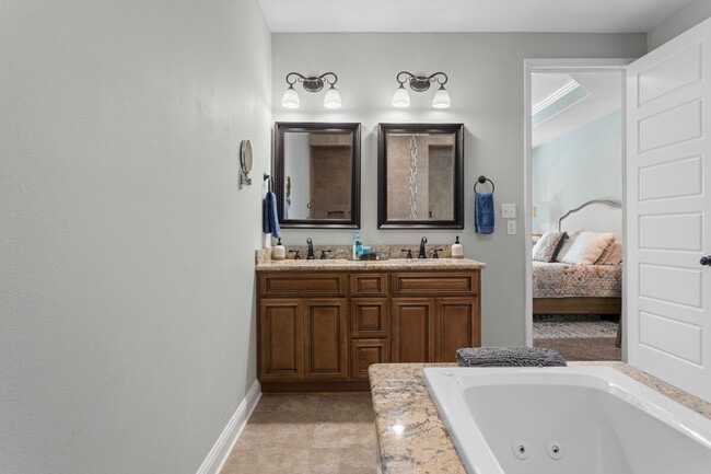 Building Photo - 15076 Audubon Lake Blvd