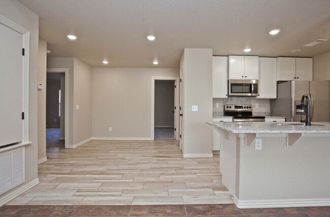 Building Photo - ***310-C Commercial***