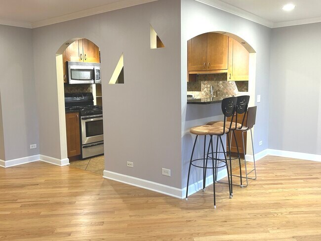 Building Photo - 734 Plum Tree Ct