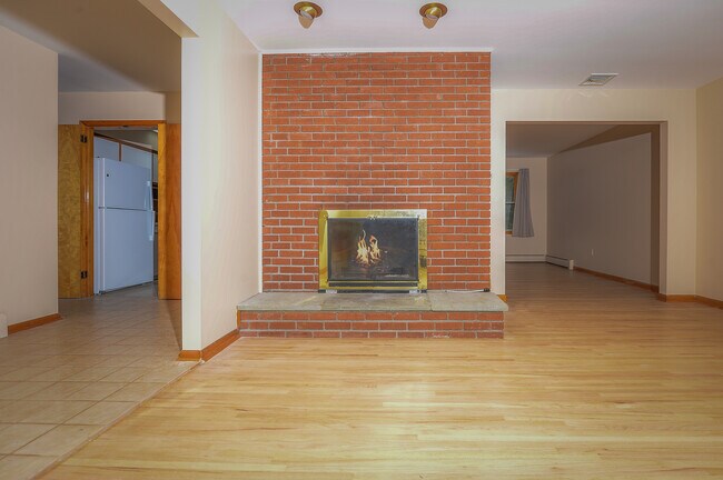 LR FPLC - 264 Long Meadow Rd