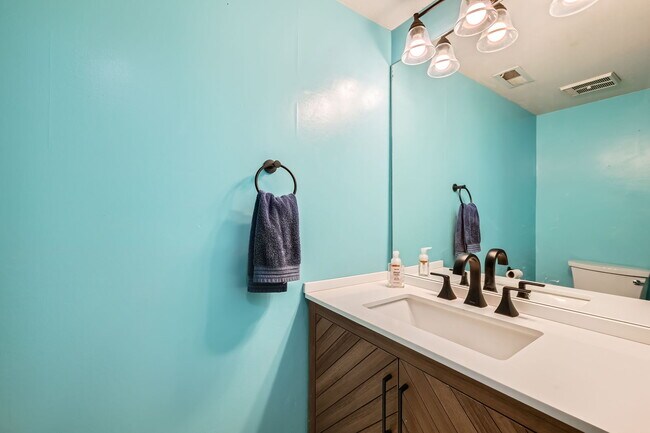 Building Photo - 961 Tampico Ct