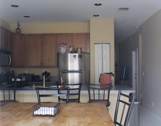 Building Photo - 4434 Lake Lucerne Cir