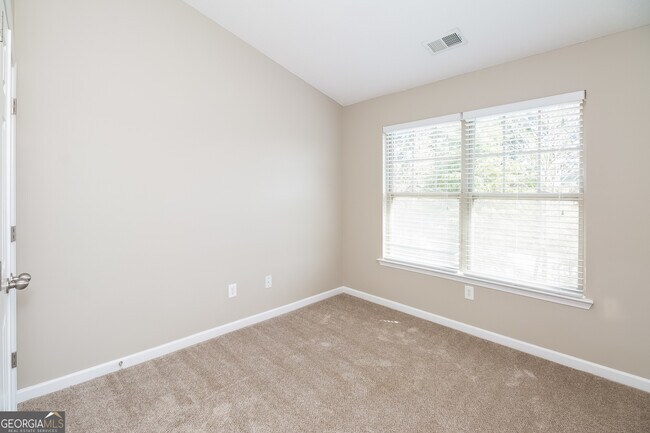 Building Photo - 3034 Broadleaf Trail Rd