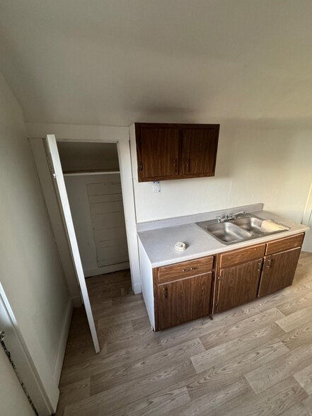 Building Photo - 4228 Greensburg Pike