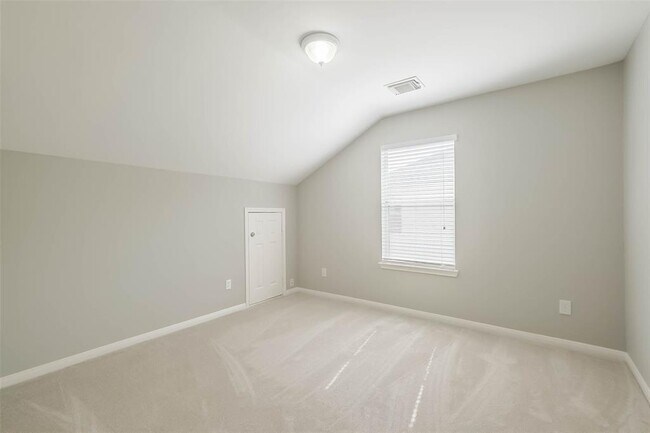 Building Photo - 17627 Quiet Loch Ln
