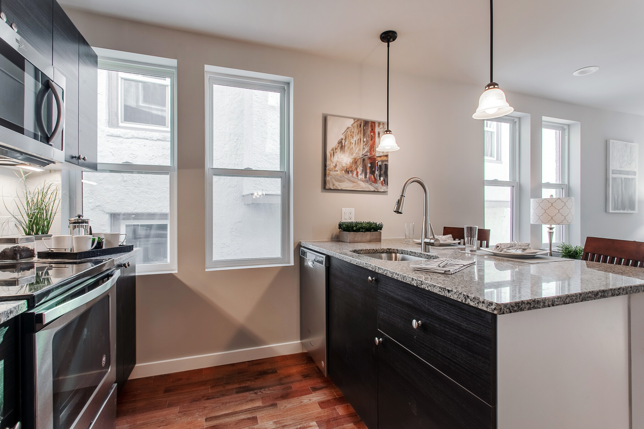 Building Photo - 820 Glenbrook Ave