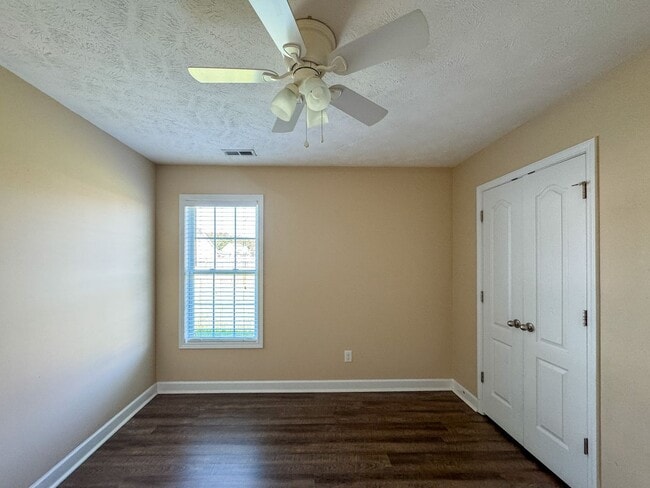 Building Photo - 258 Ivy Stone Dr