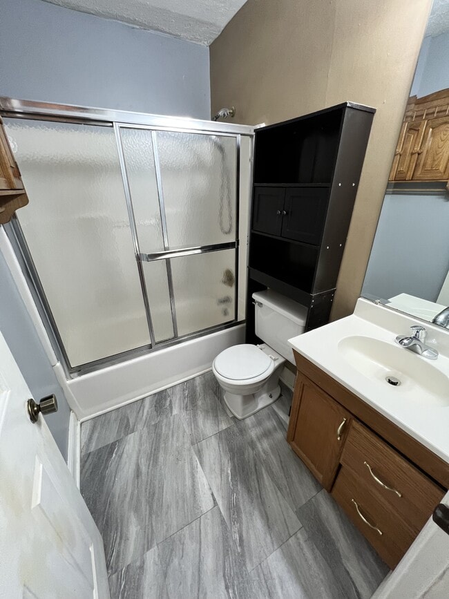 Building Photo - 276 Probus Dr