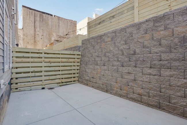 Building Photo - 2644 Coral St