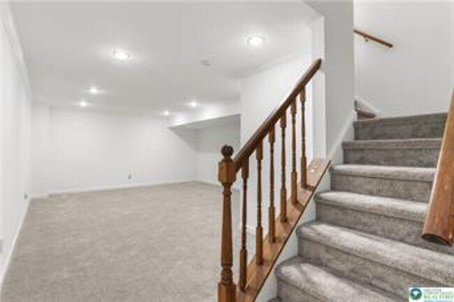 Building Photo - 8348 Pheasant Run