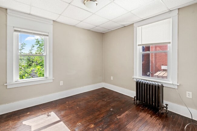 Building Photo - 282 9th St
