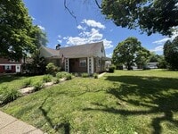Building Photo - 3/4 Bedroom Emmaus Rental $2,200 Month