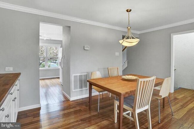 Building Photo - 94 Blueridge Ct