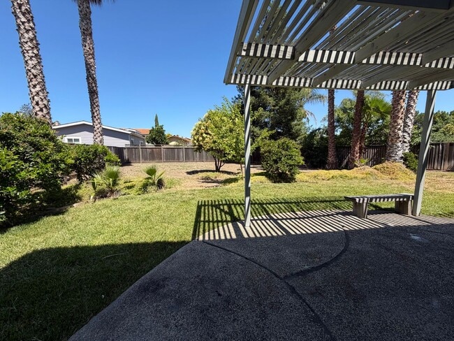 Building Photo - BLOSSOM VALLEY - Nice two story home on large lot, great location.