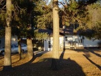 Building Photo - Large 2+ Bedroom home with a country setting