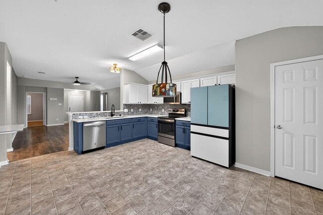 Building Photo - 13237 Pine Needle St