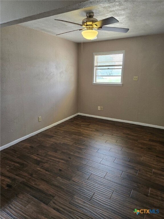 Building Photo - 612 Sunset Ln