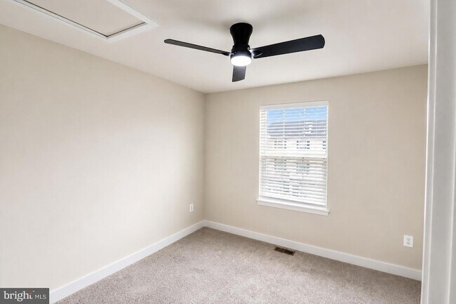 Building Photo - 340 Paca Gardens Ln