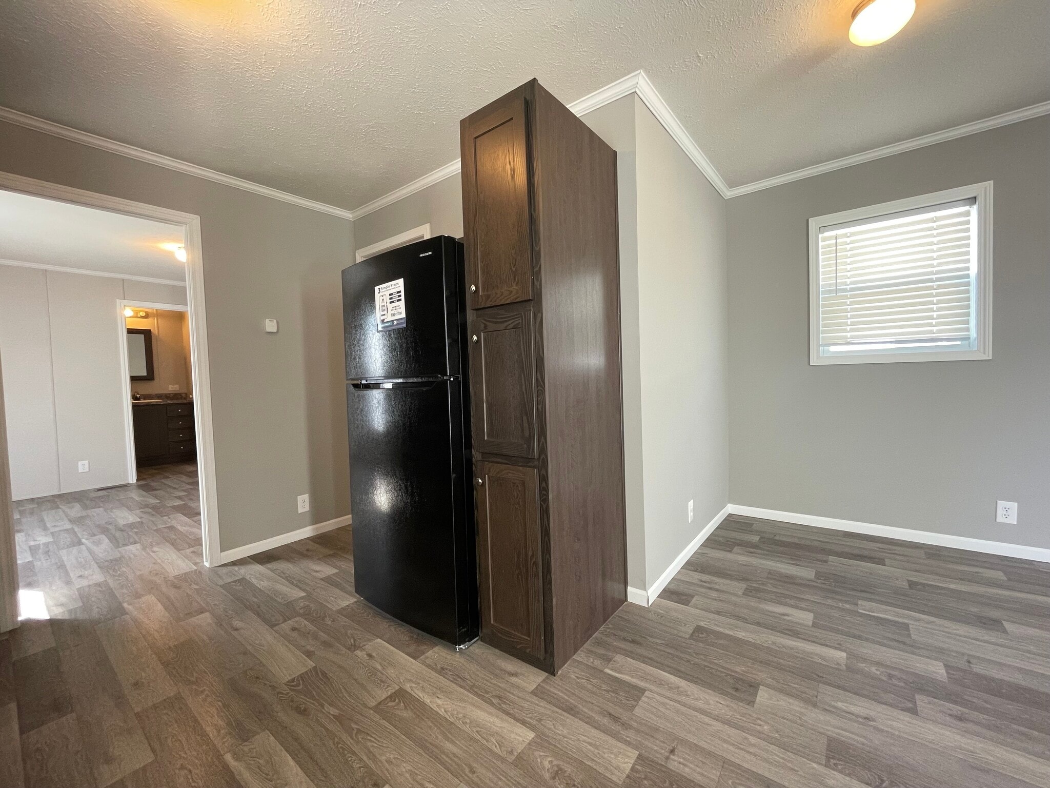 Building Photo - 15864 Marentette Dr
