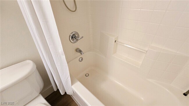 Building Photo - 9633 Boylagh Ave