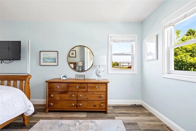 Building Photo - 26 Walcott Ave