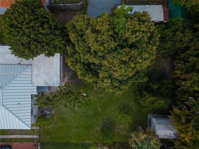 Building Photo - 6351 NW 38th Terrace