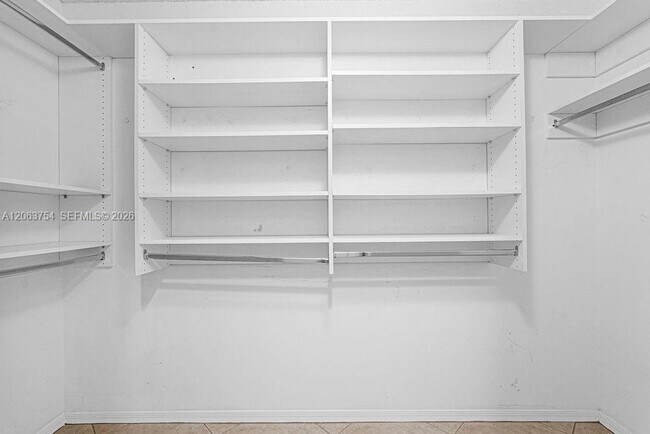 Building Photo - 1623 E Harmony Lake Cir