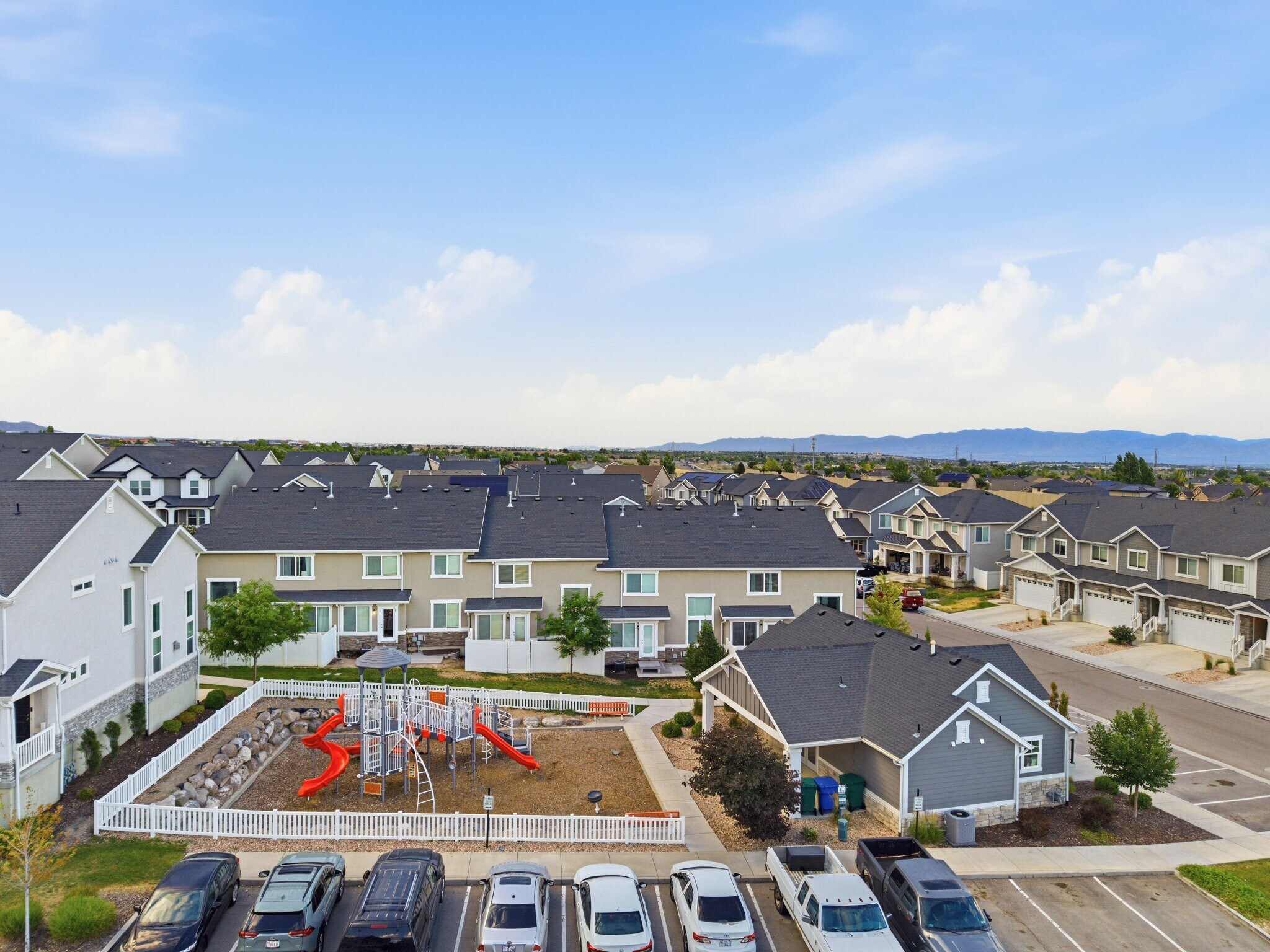 Building Photo - 4863 Spire Wy