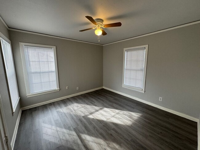 Building Photo - Spacious Waco Property