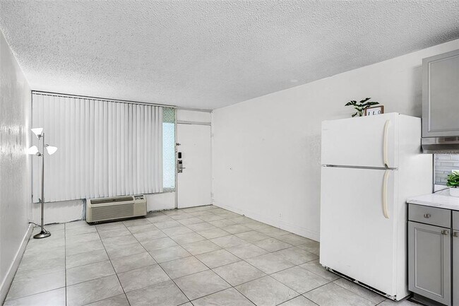 Building Photo - 43420 US-27