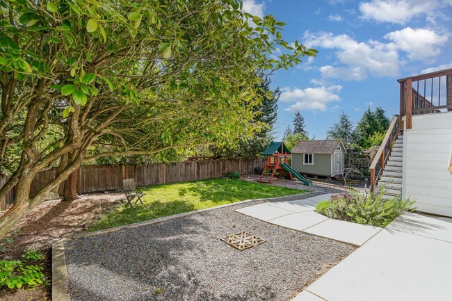 Building Photo - 5Bd/2.5Ba Seattle House