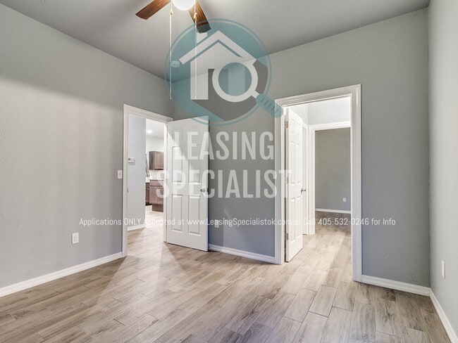 Building Photo - Central Norman 4 Bed 3 Bath House PRE-LEAS...