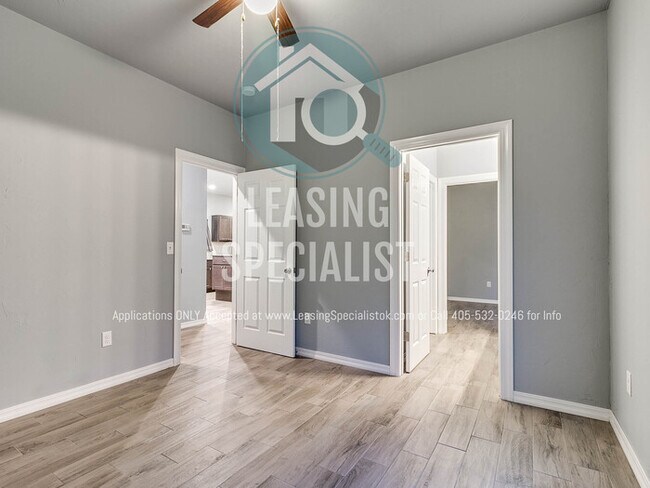 Building Photo - Central Norman 4 Bed 3 Bath House Ready fo...