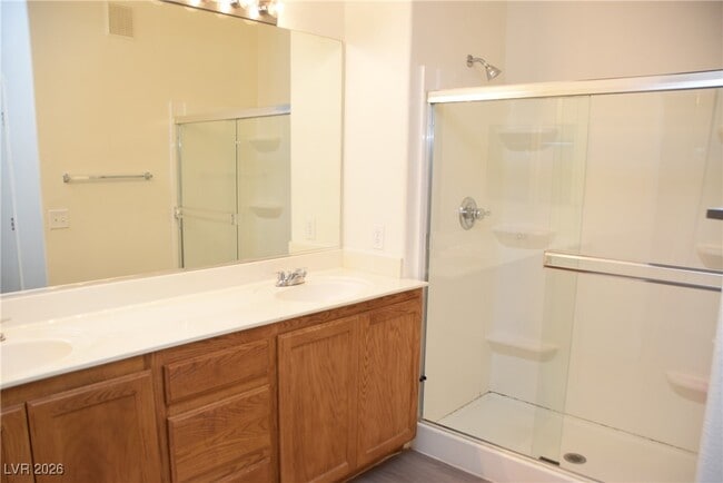 Building Photo - 50 Aura de Blanco St