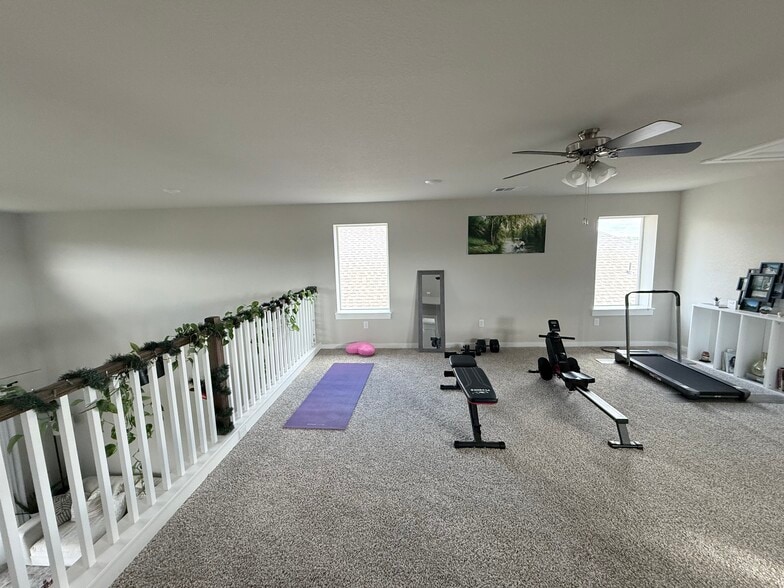 Building Photo - 2024 Wilsons Warbler Dr