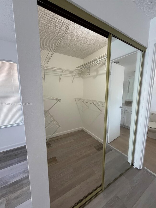 Building Photo - 1808 Runners Way