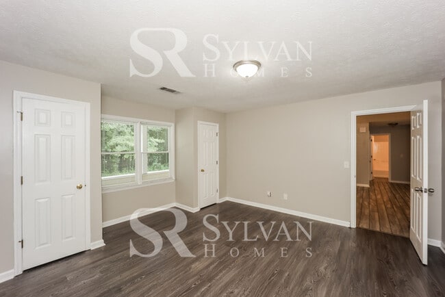 Building Photo - 2637 Welcome Rd