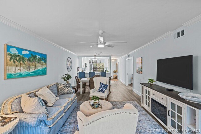 Building Photo - 2001 Sabal Ridge Ct