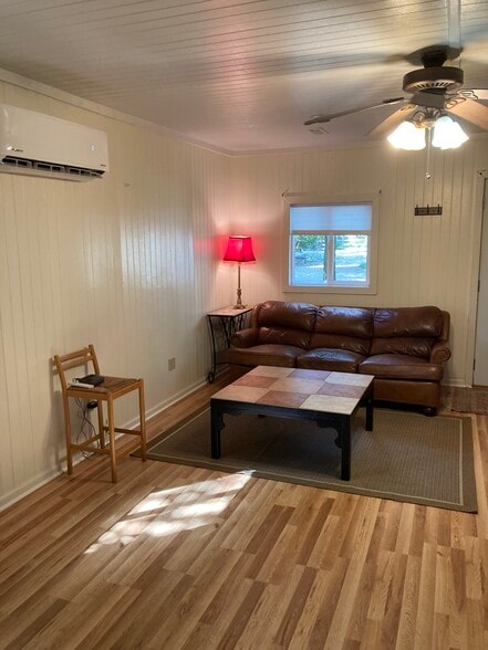 Building Photo - 2525 Rio Mills Rd