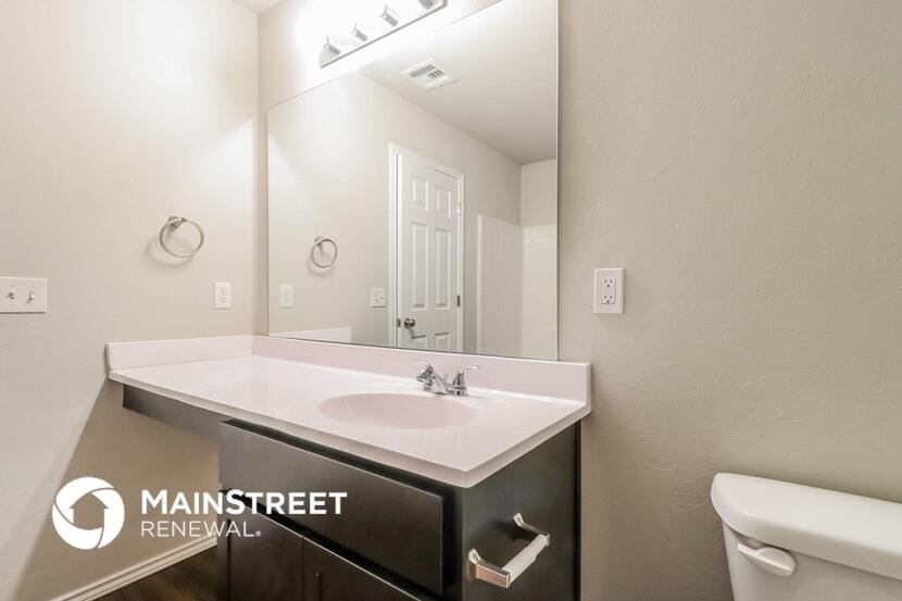 Building Photo - 9601 Jackrabbit Rd