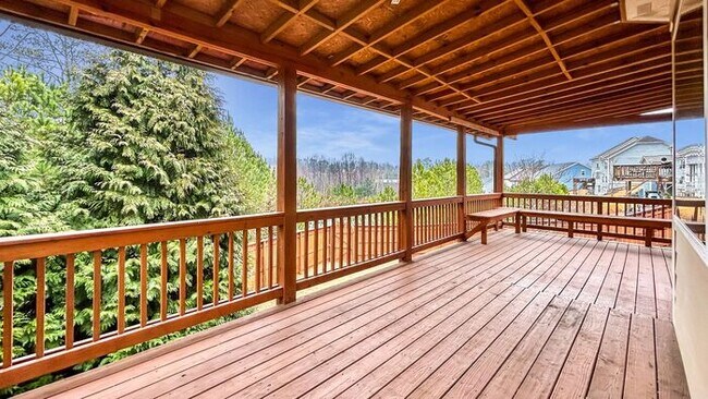 Building Photo - Stunning Cumming Executive Home, Hand Scra...