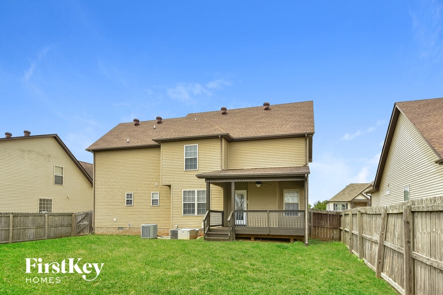 Building Photo - 3715 Tradewinds Terrace