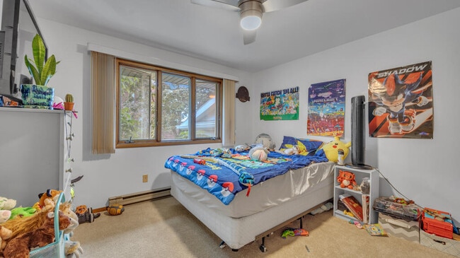 Building Photo - 615 Michigan Ave