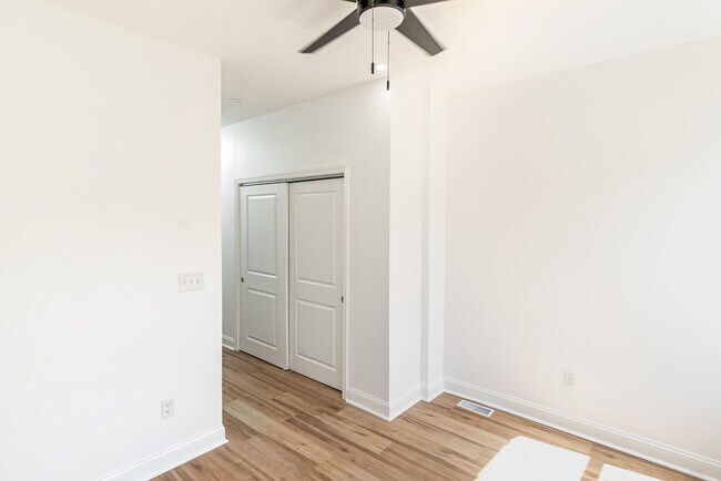 Building Photo - 727 N Collington Ave