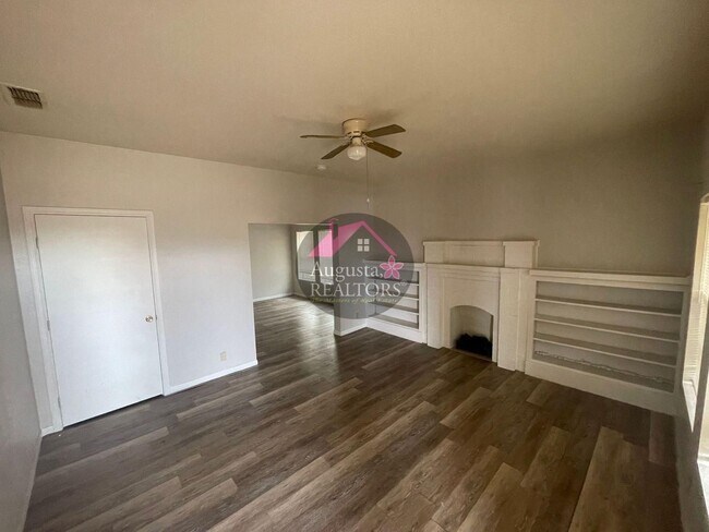 Building Photo - Parv-1366/1368 Mulberry