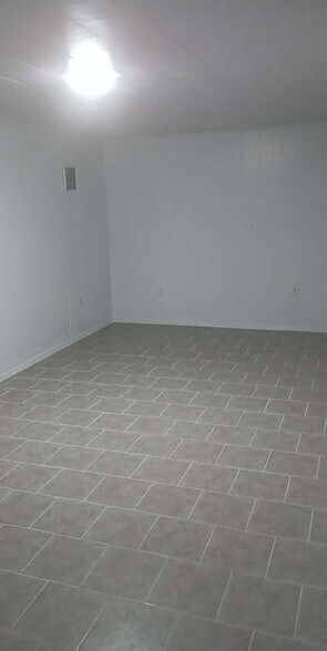 Building Photo - 1239 Morgan Dr