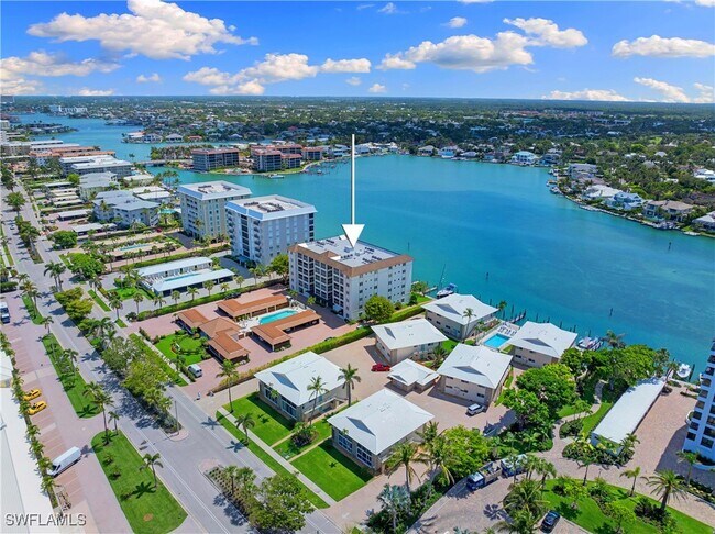Building Photo - 2600 Gulf Shore Blvd N